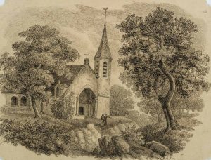 Kapelle in bewaldeter Landschaft