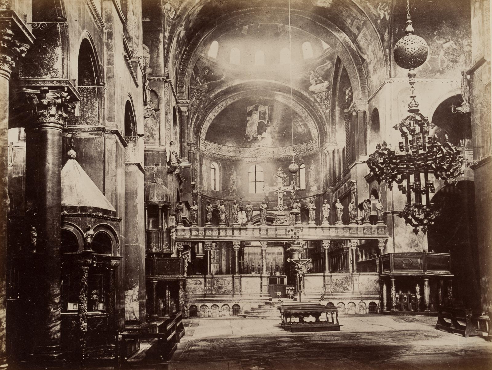 Innere des Markusdoms, Venedig