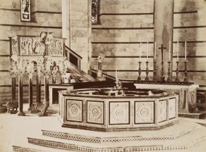 Baptisterium von Pisa, Innenansicht