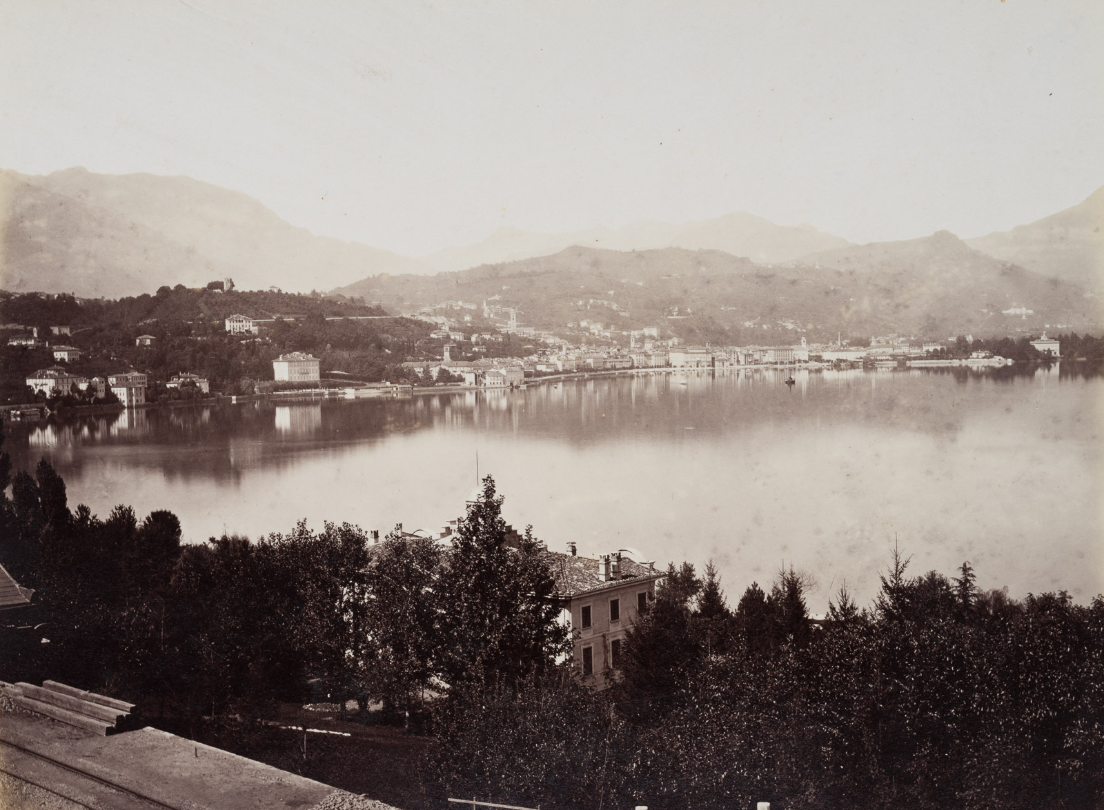 Lugano, Comer See