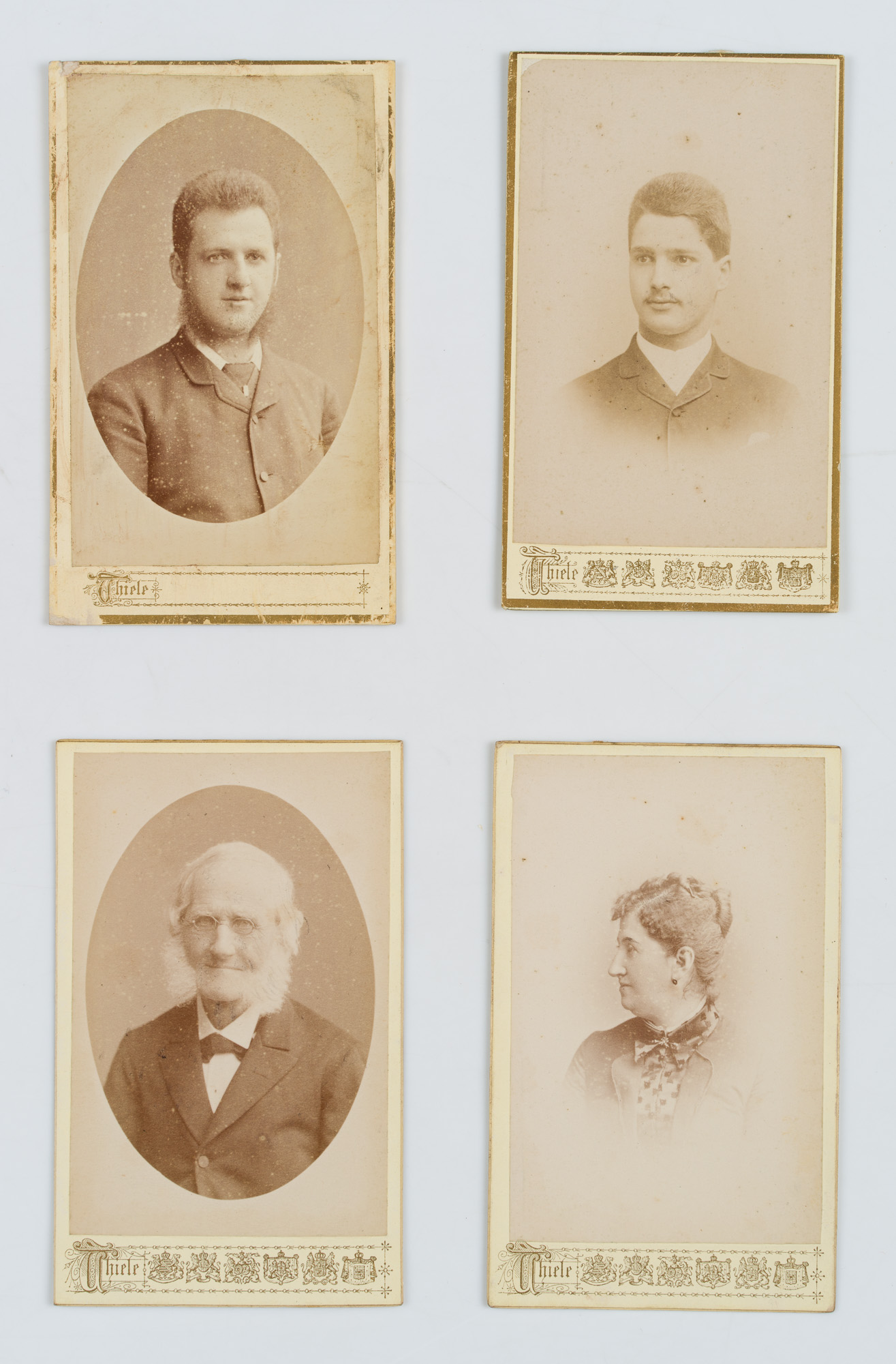 4 Cartes de Visite. Portraits
