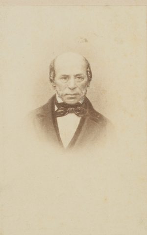 Portrait. Herr im Anzug. CdV