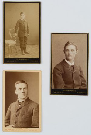 3 CdV. Portraits junger Herren