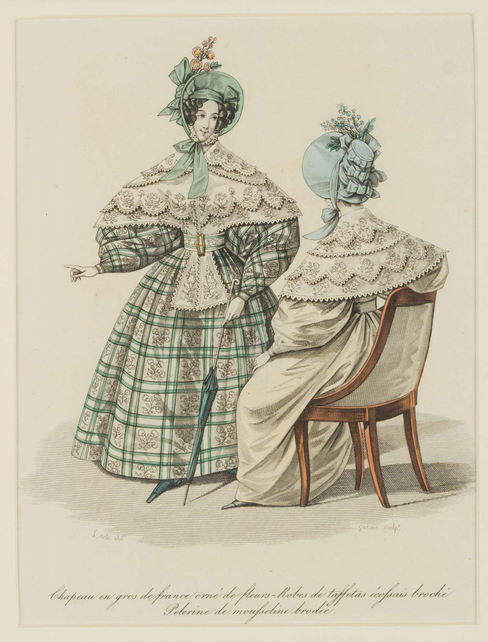 Garderobe mit kariertem Kleid