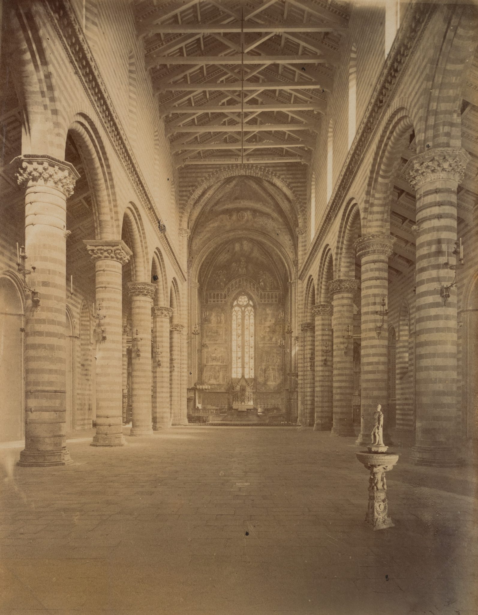 Innenraum des Duomo di Orvieto