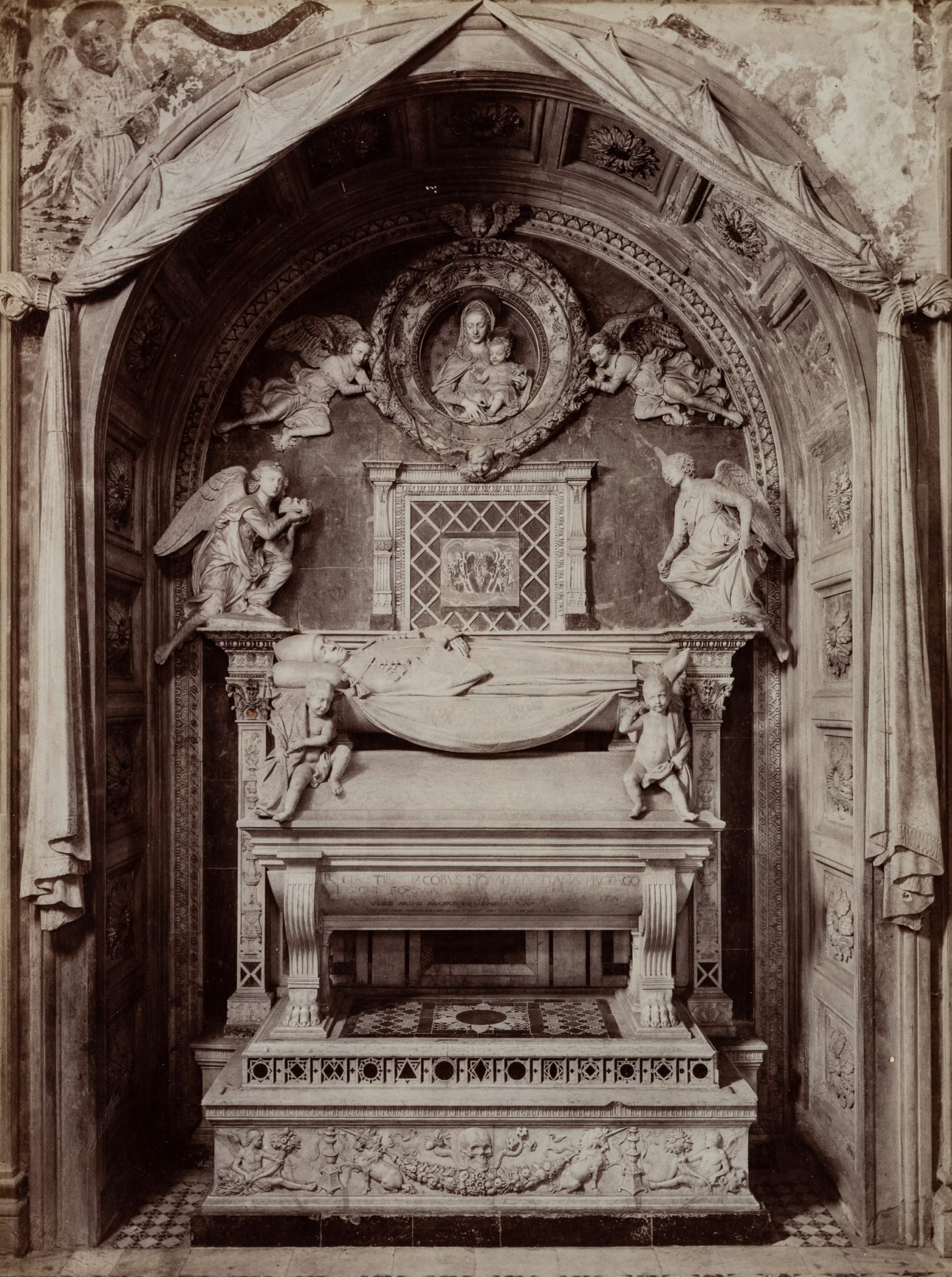 Grabmal Kardinal di Portogallo, Florenz