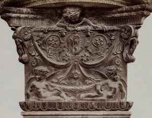 Kanzel am Dom zu Prato, Kapitell des Donatello