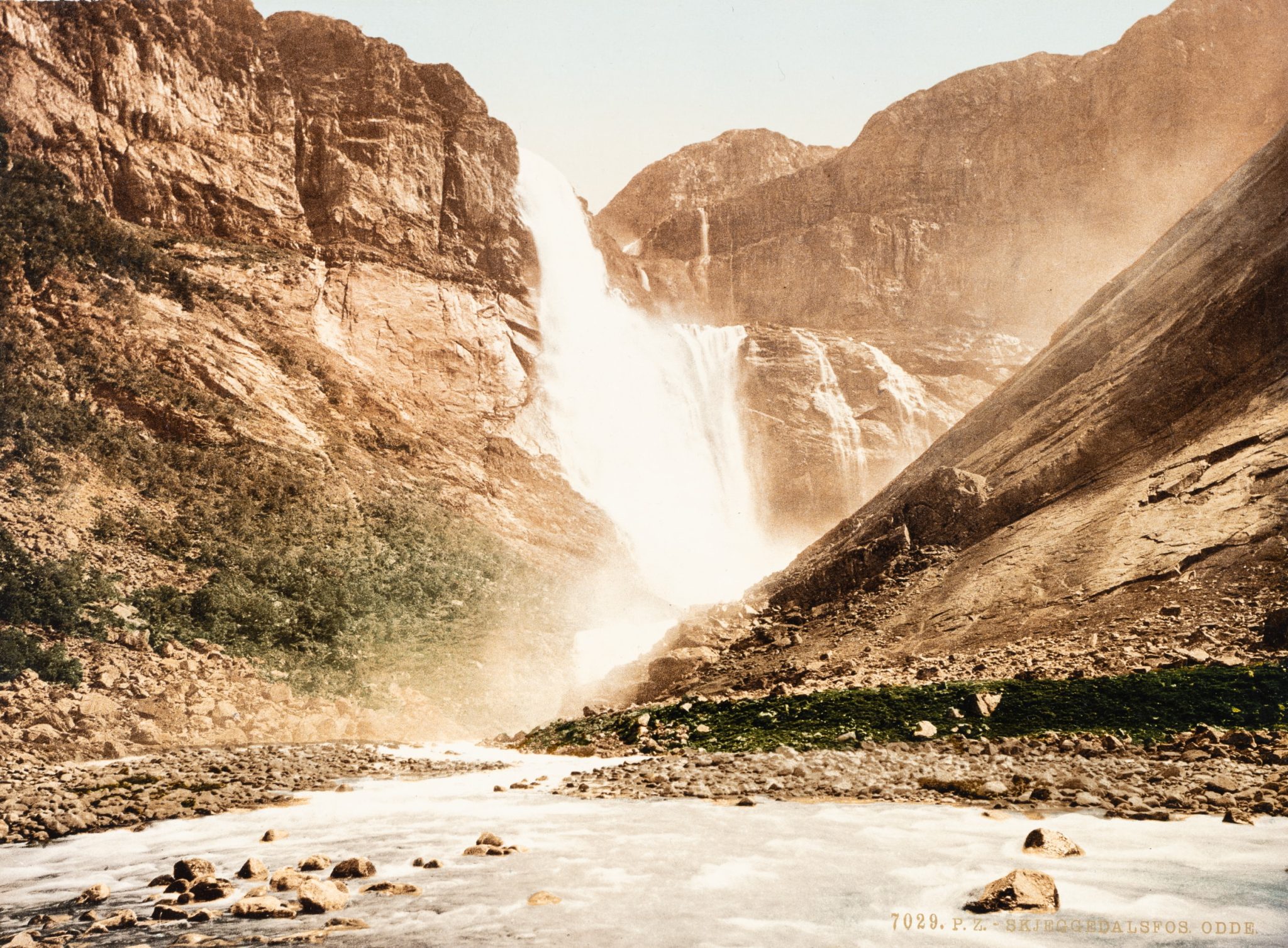 Skjeggedalsfoss bei Odda
