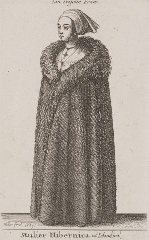 Irische Frau im Pelzmantel