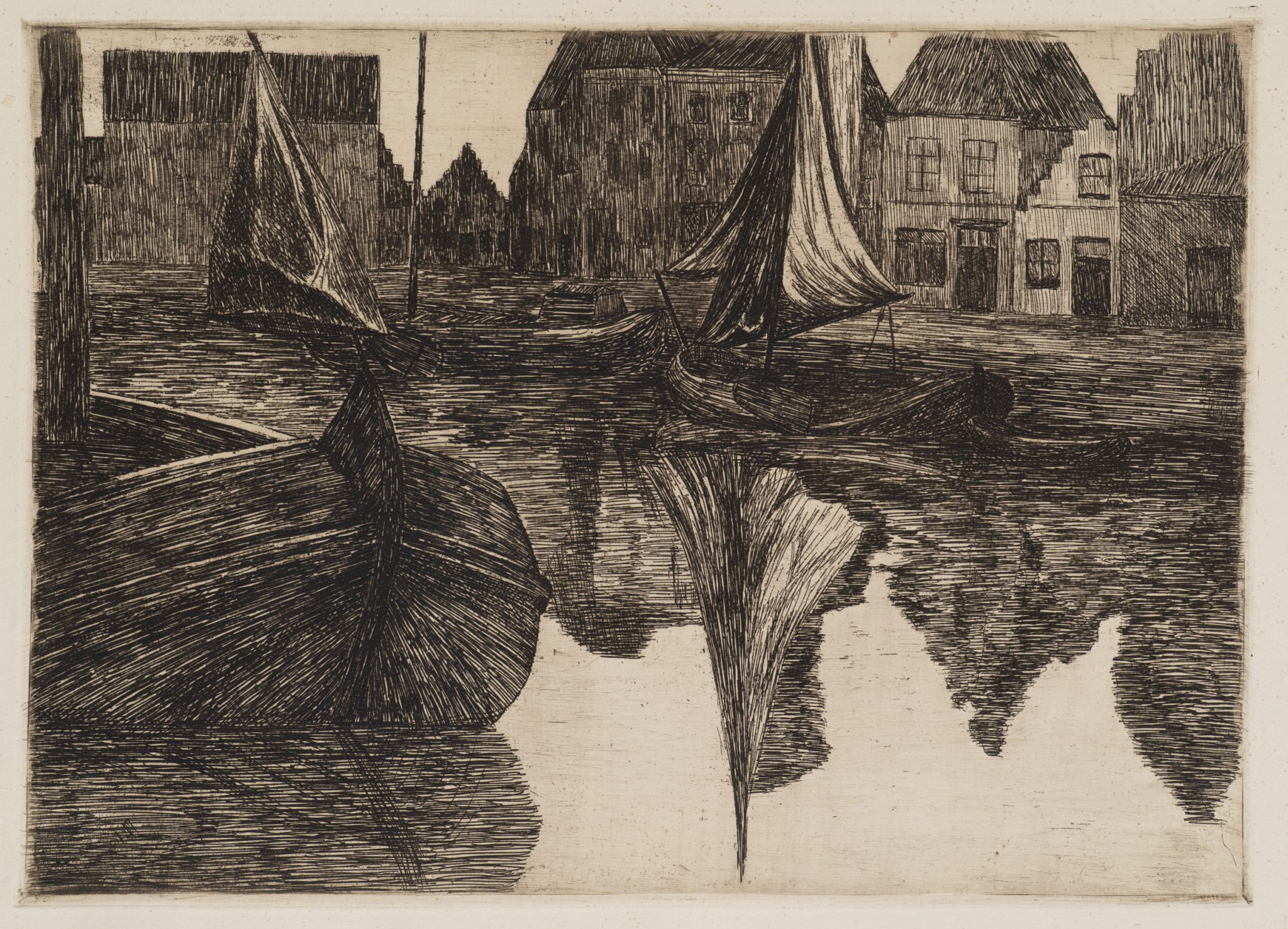 Segelboote im Kanalhafen
