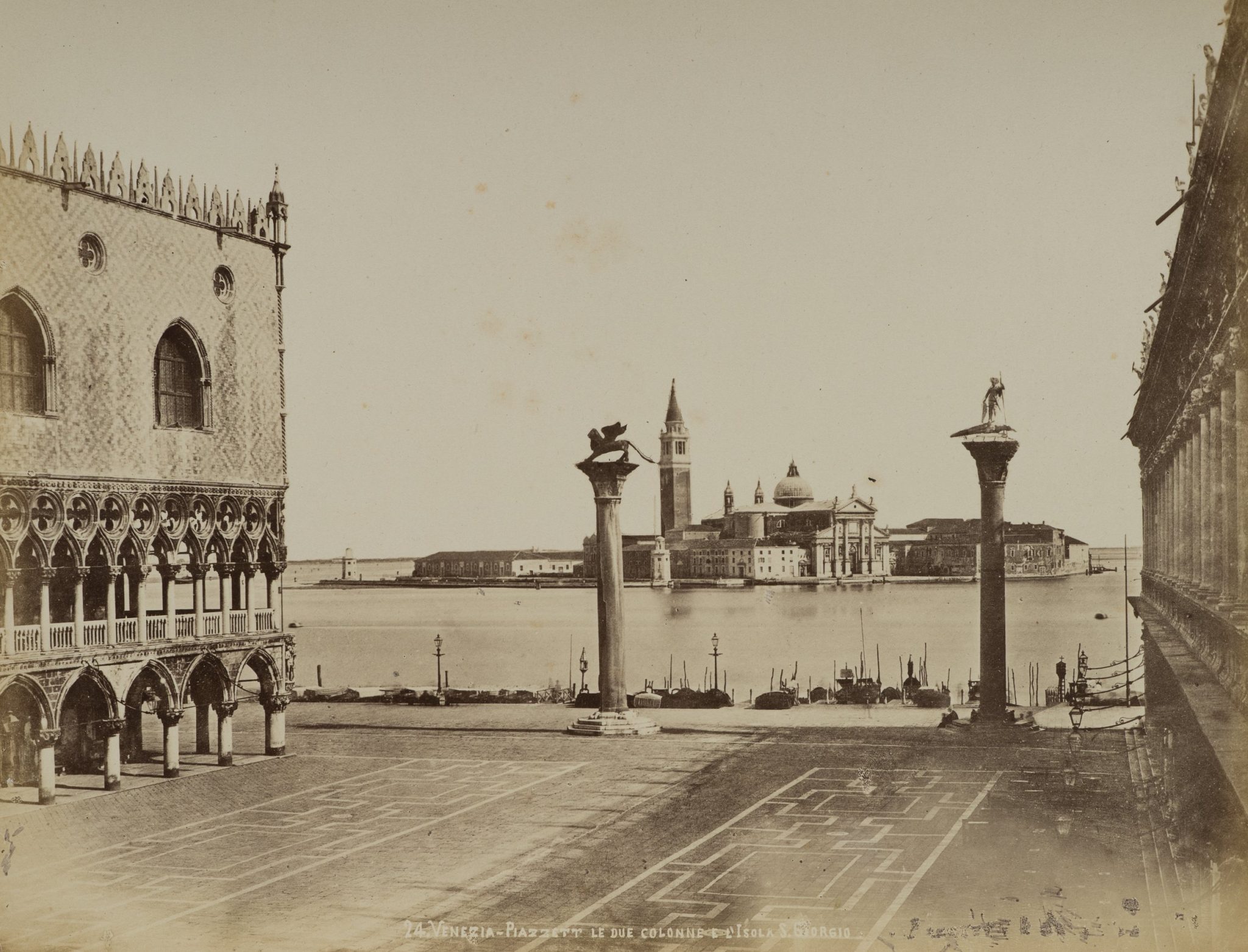 Venedig - Piazzetta mit zwei Säulen