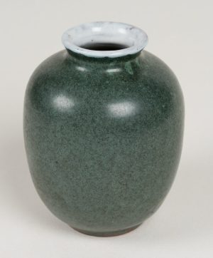 Kleine grüne Vase