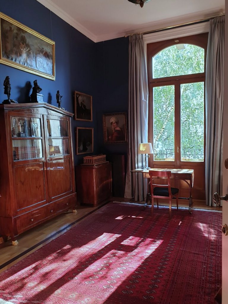 Blick in die Galerie H. W. Fichter in der Arndtstraße in Frankfurt am Main