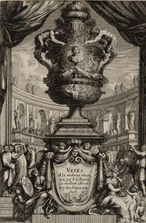 Prunkvolle Vase im Antiksaal